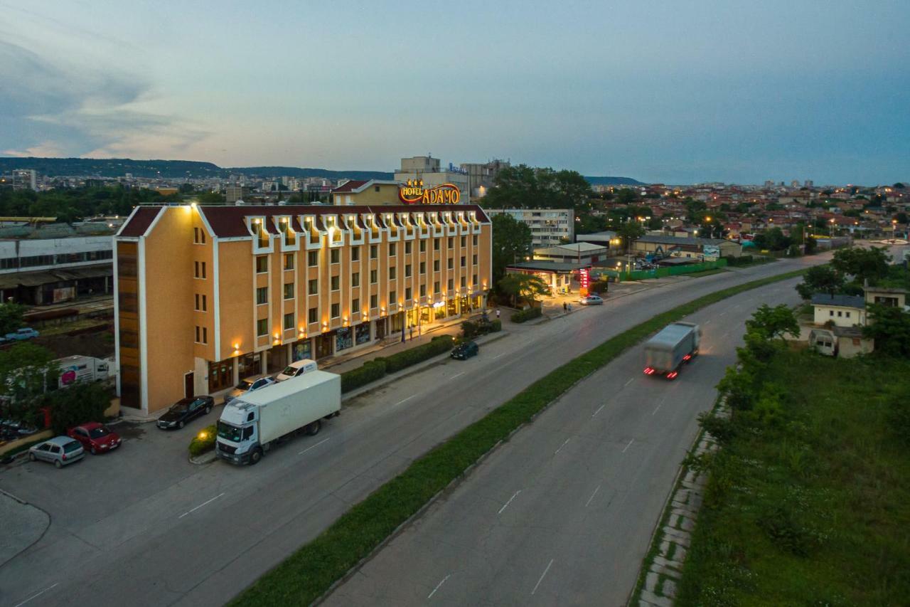 Adamo Hotel Varna Exterior photo